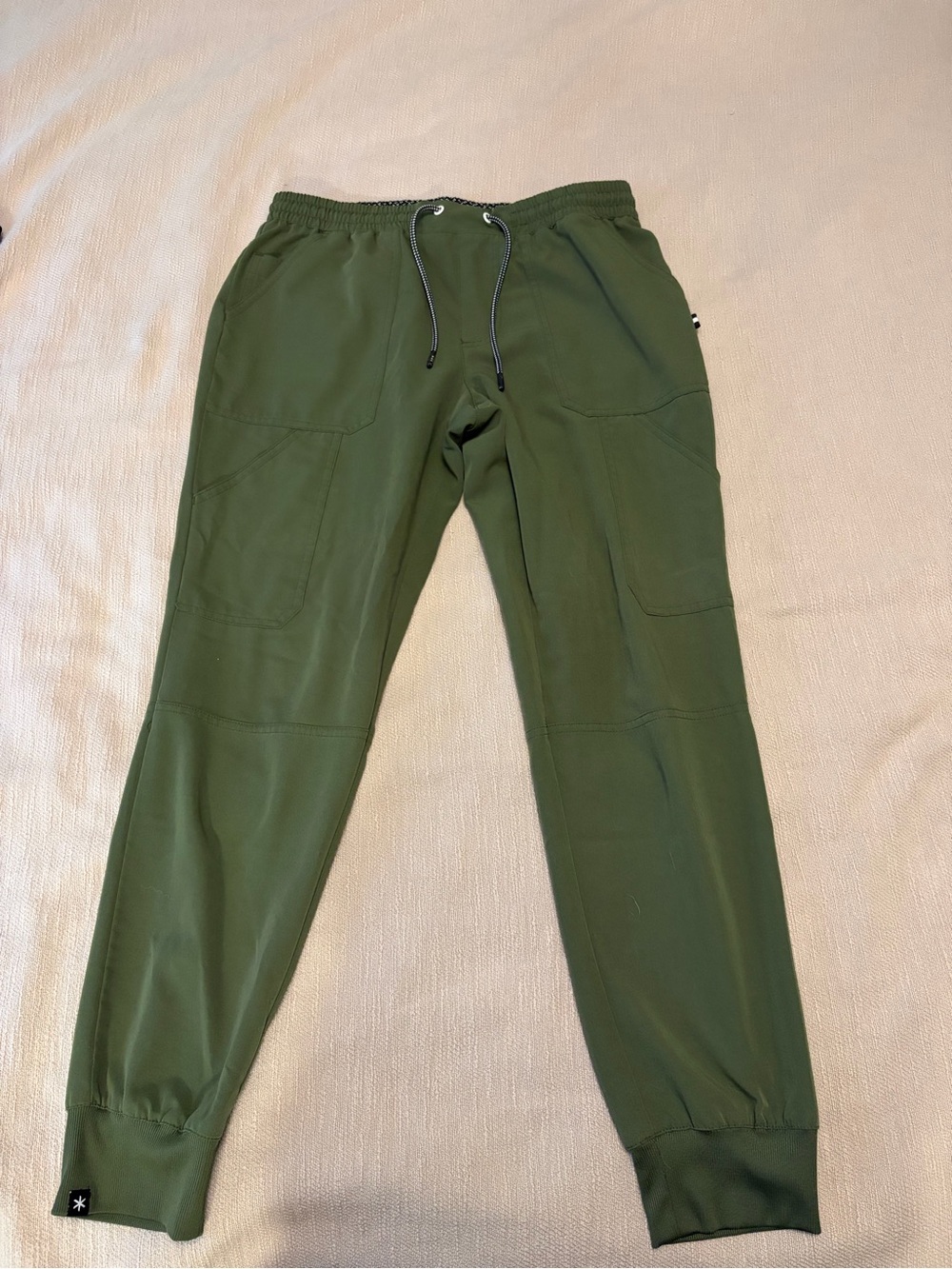 Scrubs and Beyond Women's Joggers